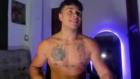noah_223 online show from 05-06-26, 03:57