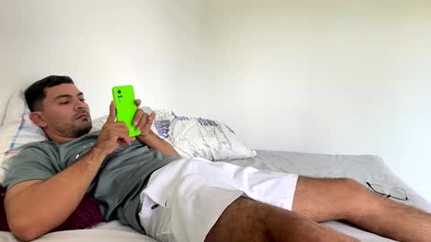 noah_3050 online show from 10-25-25, 05:51