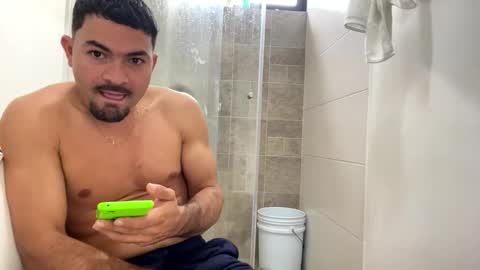 noah_3050 online show from 10-31-25, 02:51