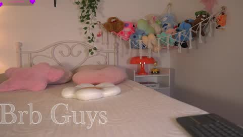 Snapshot of noah__23 chatting on 05-04-26, 10:28 noah__23 online show from 05-04-26, 10:28