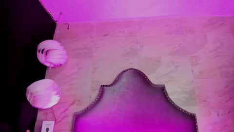 Zoe  online show from 04-15-26, 03:24