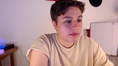 Snapshot of noah_blue7 chatting on 01-08-25, 11:41 Noah online show from 01-08-25, 11:41