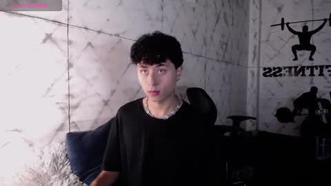 noah_dupont_ online show from 12-02-25, 11:59