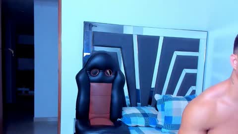 Noah Harris01 online show from 02-07-26, 11:03