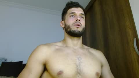 Snapshot of noah_jhonsonn chatting on 06-05-26, 06:35 Noah online show from 06-05-26, 06:35