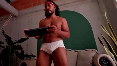 Noah online show from 11-14-25, 03:55