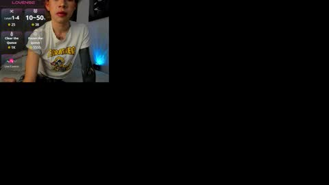 Snapshot of noah_lambert chatting on 10-25-25, 10:56 Noah online show from 10-25-25, 10:56