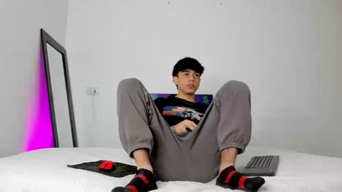 Noah online show from 09-10-25, 08:31