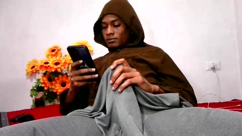 Noah Millers online show from 12-19-25, 07:10