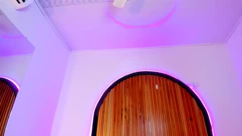 Mrs. Monroe online show from 01-10-25, 07:21