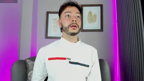    online show from 04-20-26, 03:31