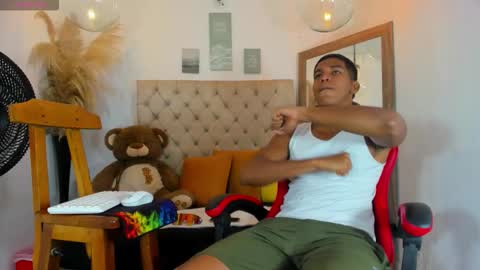 N O AH - S T H O  N E online show from 01-17-26, 03:11