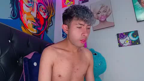 Snapshot of noah_xitruxx chatting on 02-04-25, 07:55 Noah online show from 02-04-25, 07:55