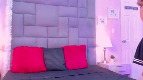 Noah   online show from 12-21-25, 11:50