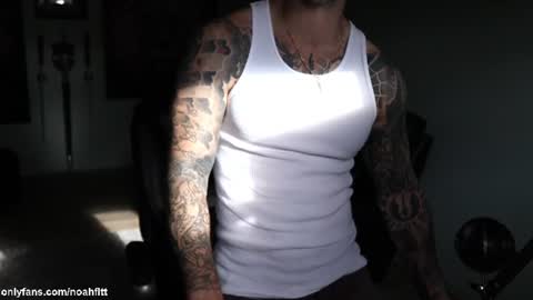 Noah Fitt online show from 07-08-26, 01:43