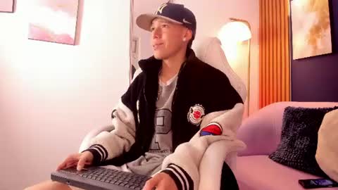 Noah online show from 07-04-26, 03:35