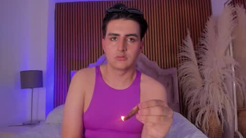 Snapshot of noahwolff_ chatting on 02-15-26, 07:51 Noah online show from 02-15-26, 07:51