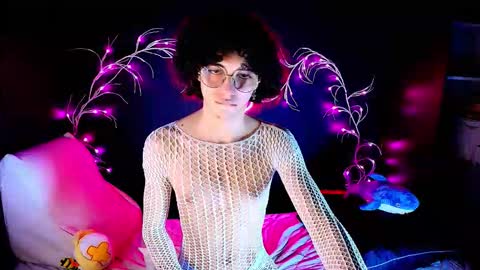 Snapshot of noahxtar chatting on 10-08-25, 08:45 Noah Xtar online show from 10-08-25, 08:45