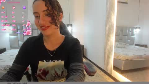 NOA MALAK online show from 02-19-26, 07:21