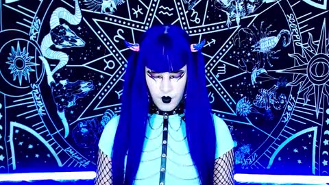 caroline online show from 12-05-25, 02:09