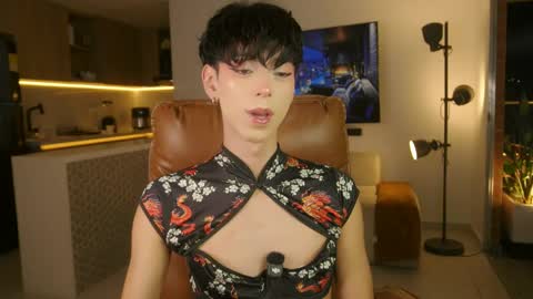 Snapshot of nobodyisperfect___ chatting on 05-12-26, 01:14 Samantha online show from 05-12-26, 01:14