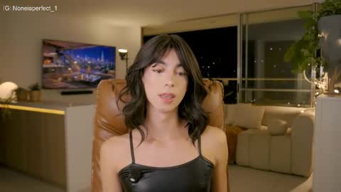 Snapshot of nobodyisperfect___ chatting on 05-23-26, 11:53 Samantha online show from 05-23-26, 11:53