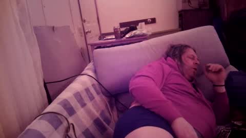 Snapshot of nodak808 chatting on 12-17-24, 12:43 Jonny Coxman online show from 12-17-24, 12:43