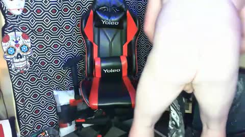 Snapshot of nodak808 chatting on 10-03-25, 09:28 Jonny Coxman online show from 10-03-25, 09:28