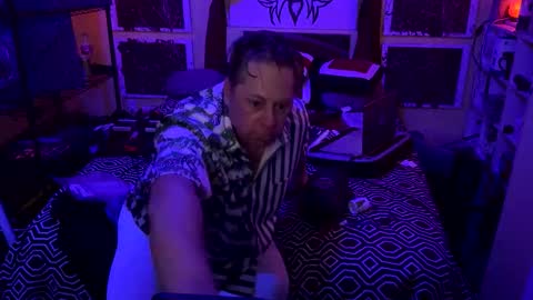 Jonny Coxman online show from 11-10-25, 06:12