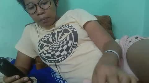 noella711128 online show from 12-15-25, 11:25