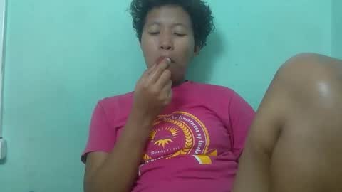 noella711128 online show from 12-18-25, 08:42