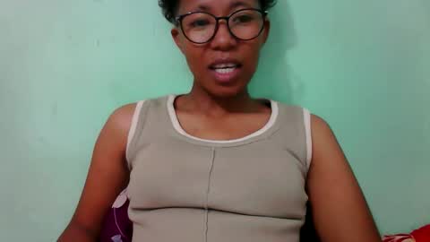 Snapshot of noellah chatting on 09-21-25, 07:10 noellah online show from 09-21-25, 07:10