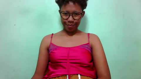 Snapshot of noellah chatting on 09-29-25, 06:07 noellah online show from 09-29-25, 06:07