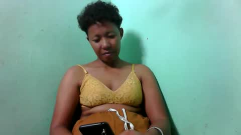 Snapshot of noellah chatting on 09-30-25, 08:36 noellah online show from 09-30-25, 08:36