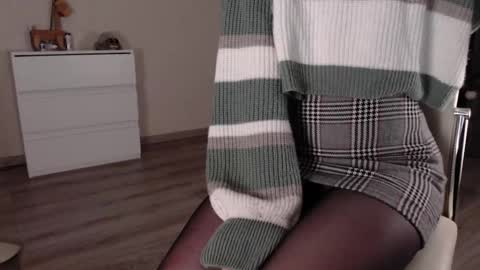 Snapshot of noelleneptune chatting on 12-01-24, 08:09 noelleneptune online show from 12-01-24, 08:09