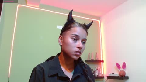 Noha Thomson online show from 01-18-25, 08:30