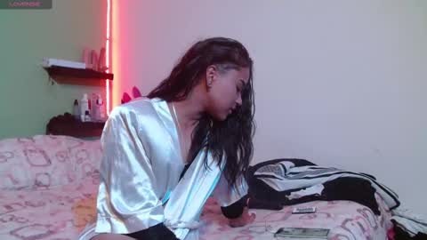 Noha Thomson online show from 02-27-25, 11:26