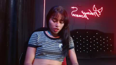 Snapshot of noha_thomson chatting on 06-17-26, 05:14 Noha Thomson online show from 06-17-26, 05:14