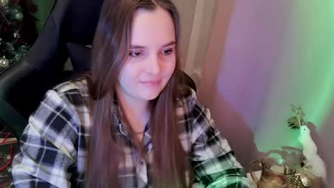 noir_ember_ online show from 01-14-26, 02:23