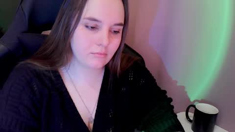 noir_ember_ online show from 02-03-26, 03:39