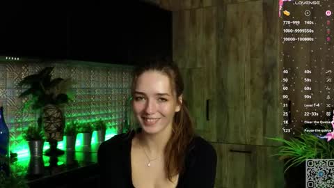 Sophie online show from 03-12-26, 06:30