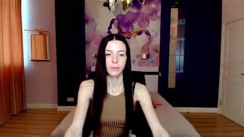 NoirDiva online show from 04-17-26, 06:05