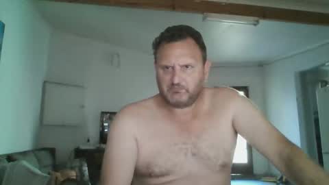 Nollie online show from 01-16-25, 03:35