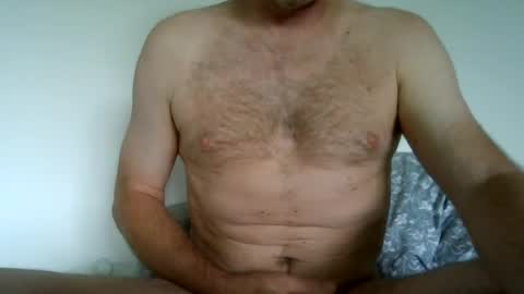Snapshot of noodlekids chatting on 06-30-26, 01:01 Noodles online show from 06-30-26, 01:01