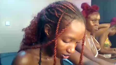 Snapshot of norababy20 chatting on 06-10-26, 04:01 Norababy20 online show from 06-10-26, 04:01