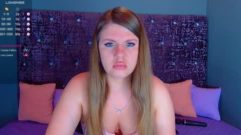 Nora online show from 01-22-25, 01:31