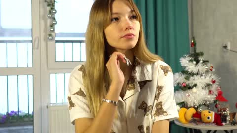 Snapshot of norakiso chatting on 12-12-24, 09:19 Eva online show from 12-12-24, 09:19