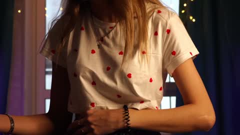 Snapshot of norakiso chatting on 12-27-24, 10:01 Eva online show from 12-27-24, 10:01