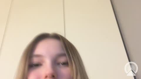 Snapshot of norakiso chatting on 01-12-25, 10:43 Eva online show from 01-12-25, 10:43