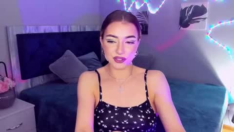 Snapshot of norasun chatting on 03-09-25, 04:11 NoraSun online show from 03-09-25, 04:11